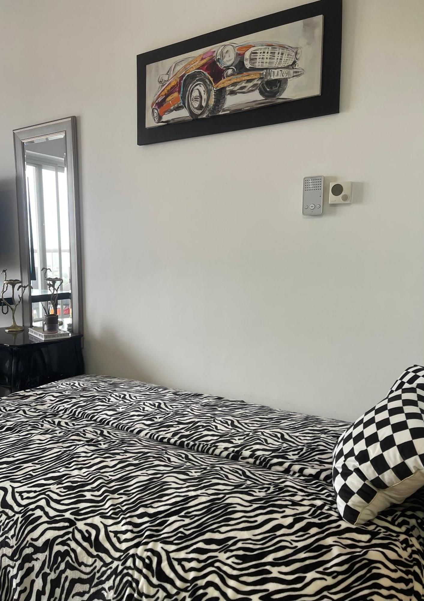 Great View, Dubai Sportcity, Parking Included, Nice Apartments Room photo